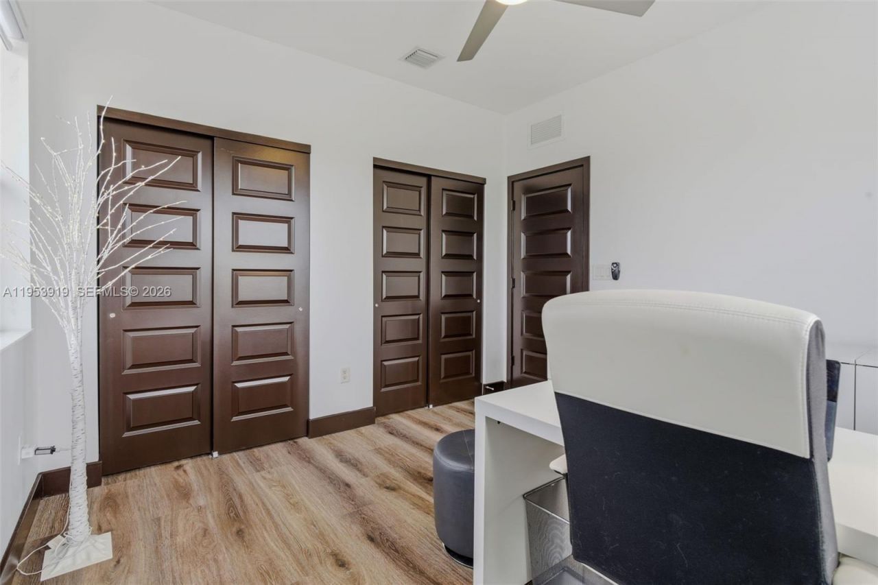 16044 SW 136th Way, Miami, FL 33196 Photo