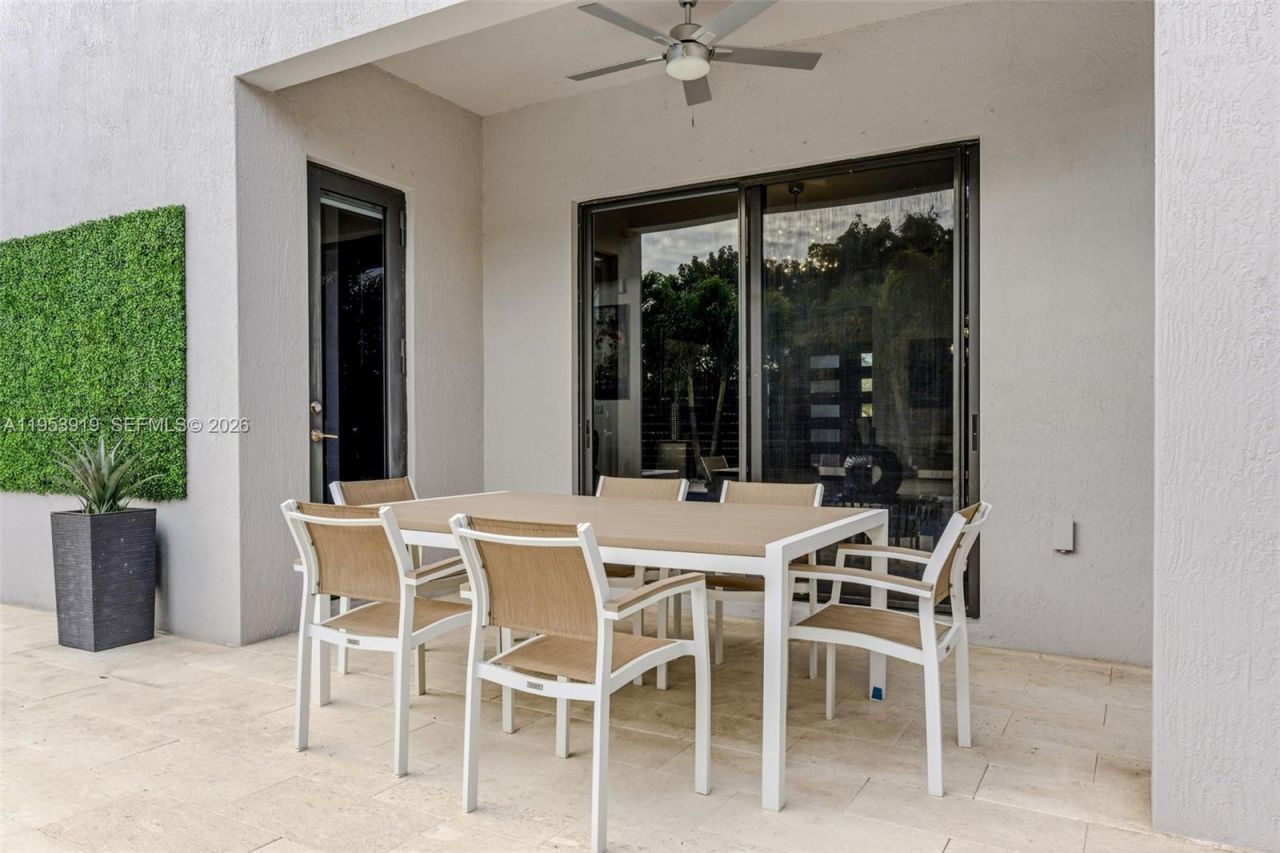 16044 SW 136th Way, Miami, FL 33196 Photo