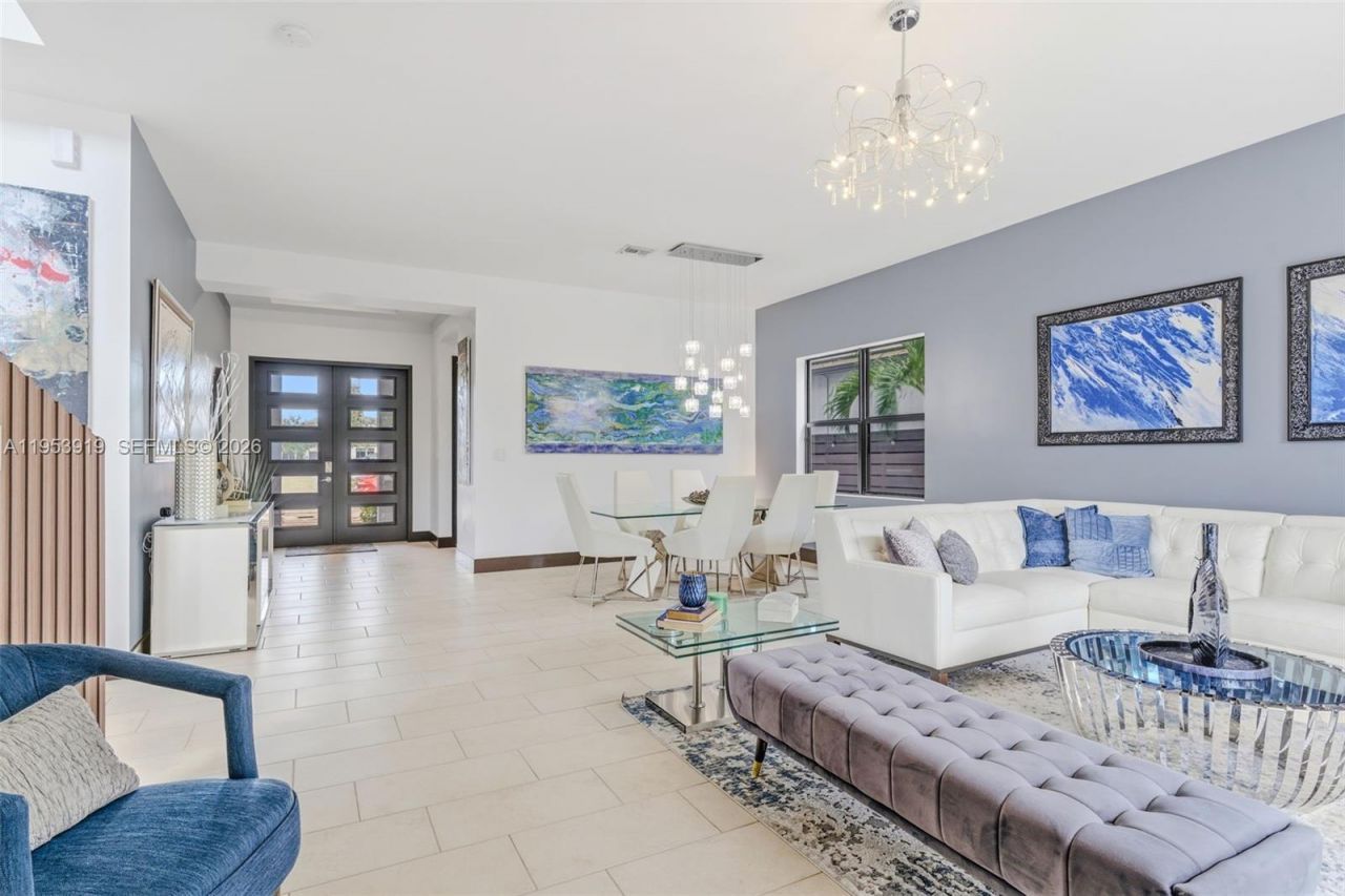 16044 SW 136th Way, Miami, FL 33196 Photo