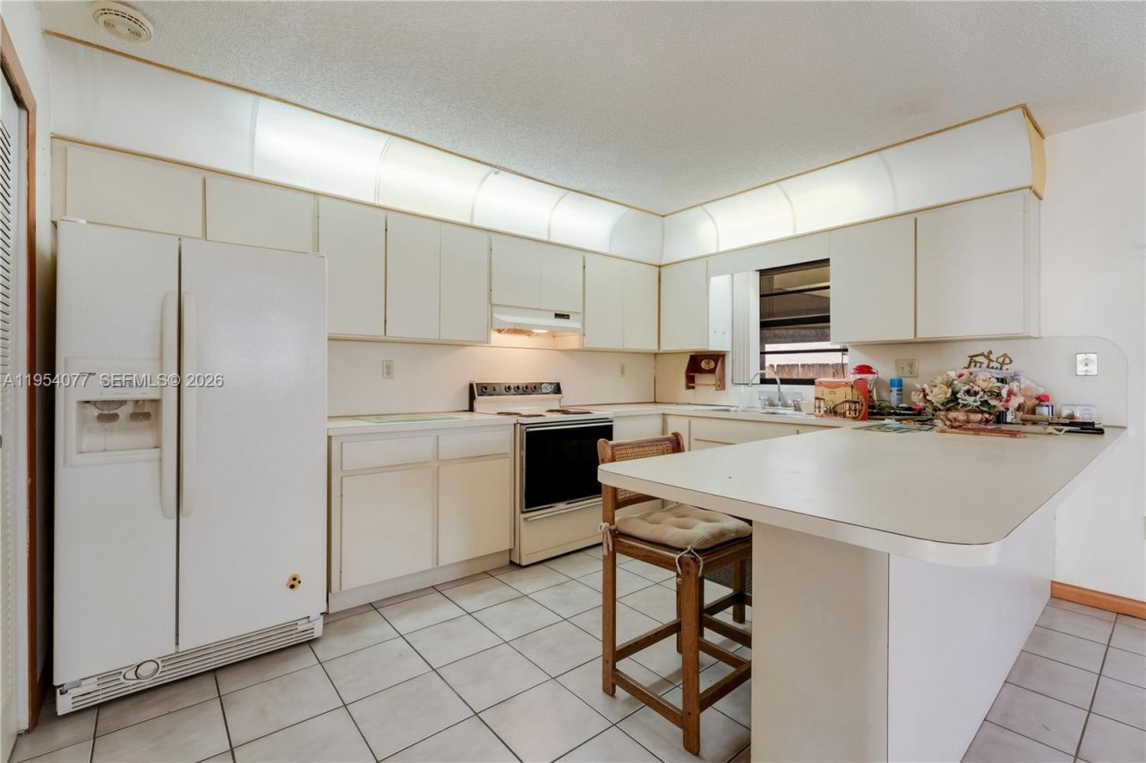 3895 SW 68th Ave, Miami, FL 33155 Photo