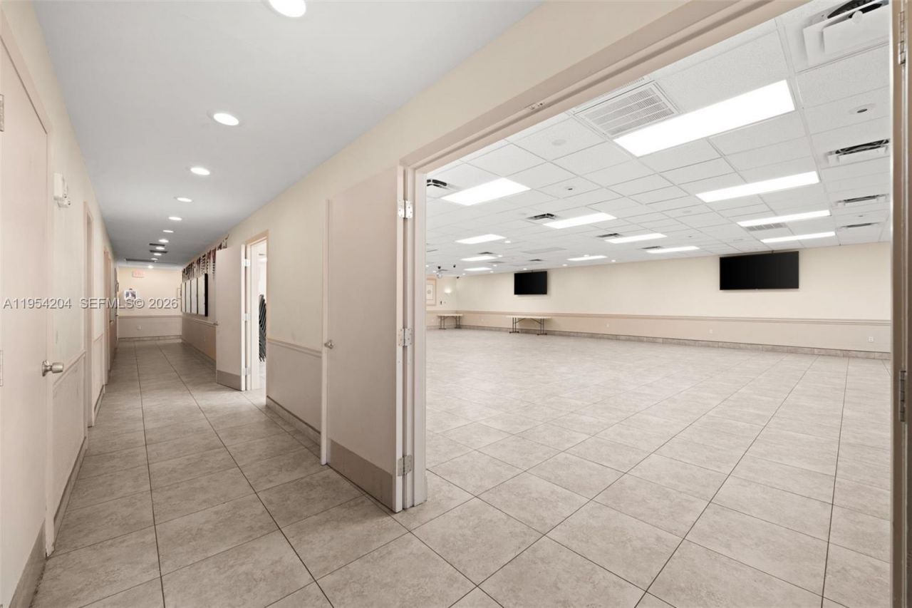 917 SE 47th Ter, Cape Coral, FL 33904 Photo