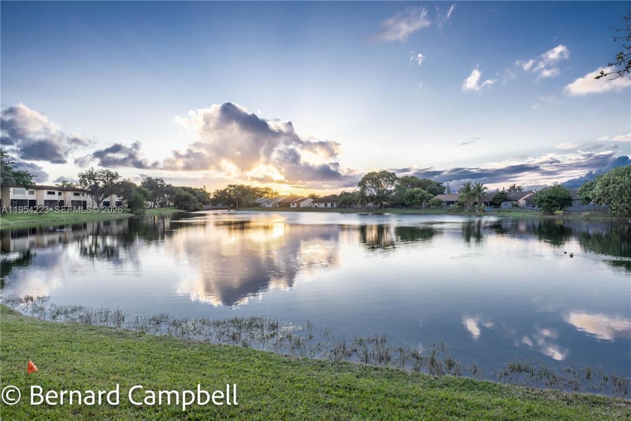 4763 NW 90th Ave, Sunrise, FL 33351 Photo