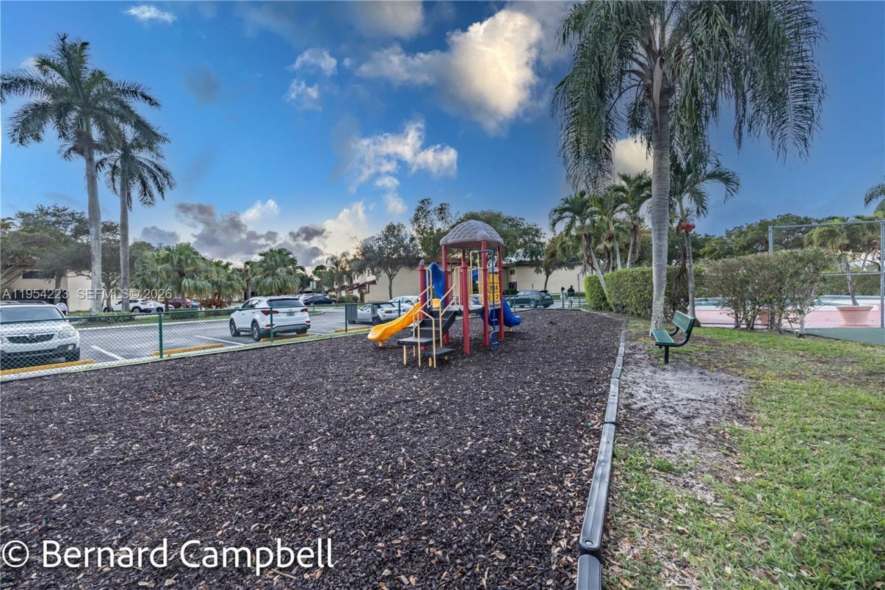 4763 NW 90th Ave, Sunrise, FL 33351 Photo