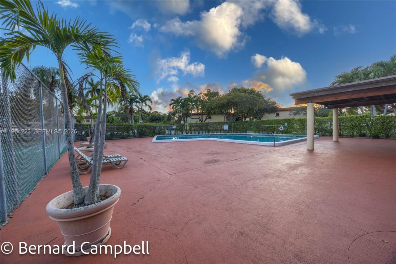 4763 NW 90th Ave, Sunrise, FL 33351 Photo