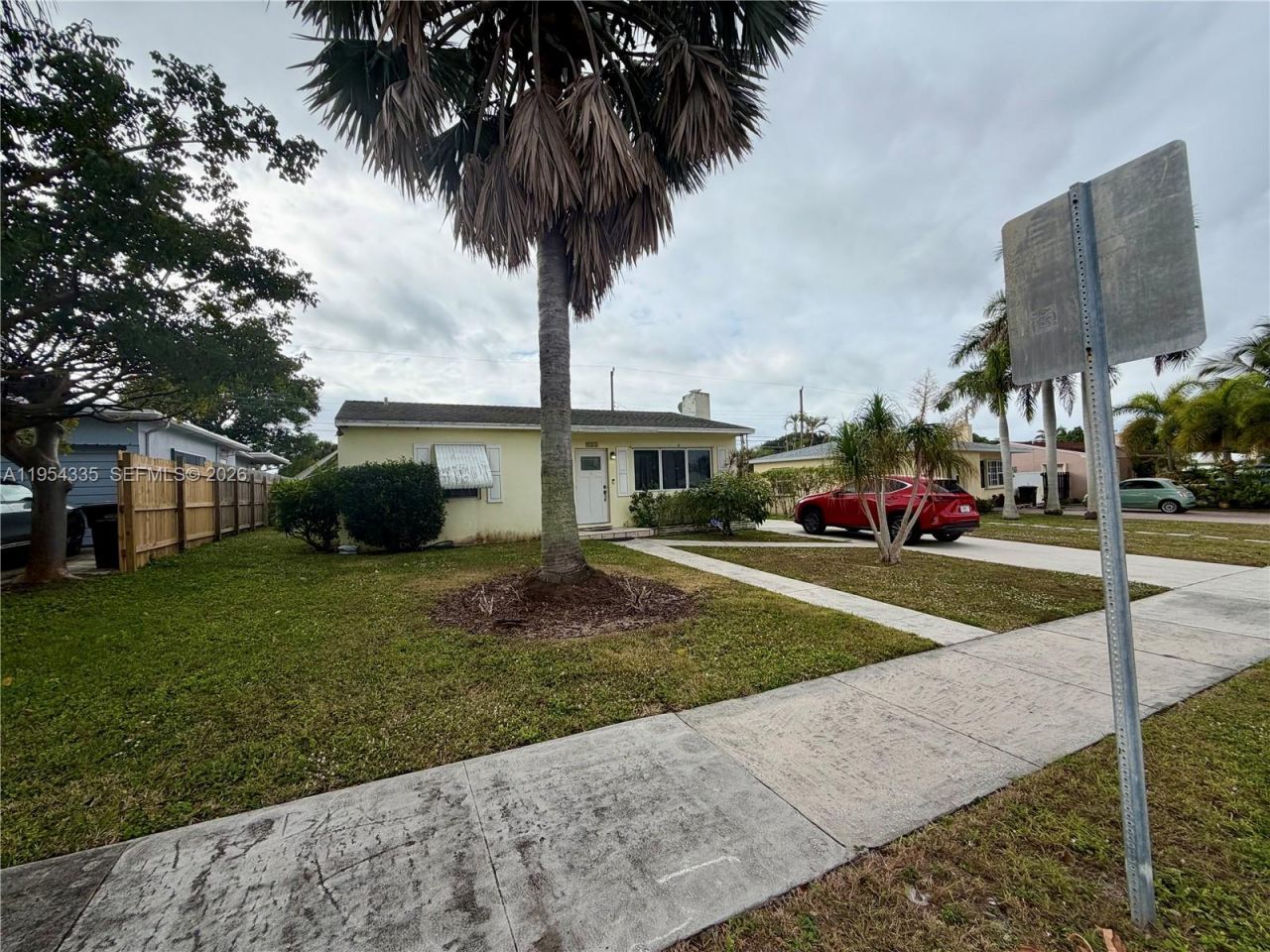 952 Churchill Rd, West Palm Beach, FL 33405 Photo