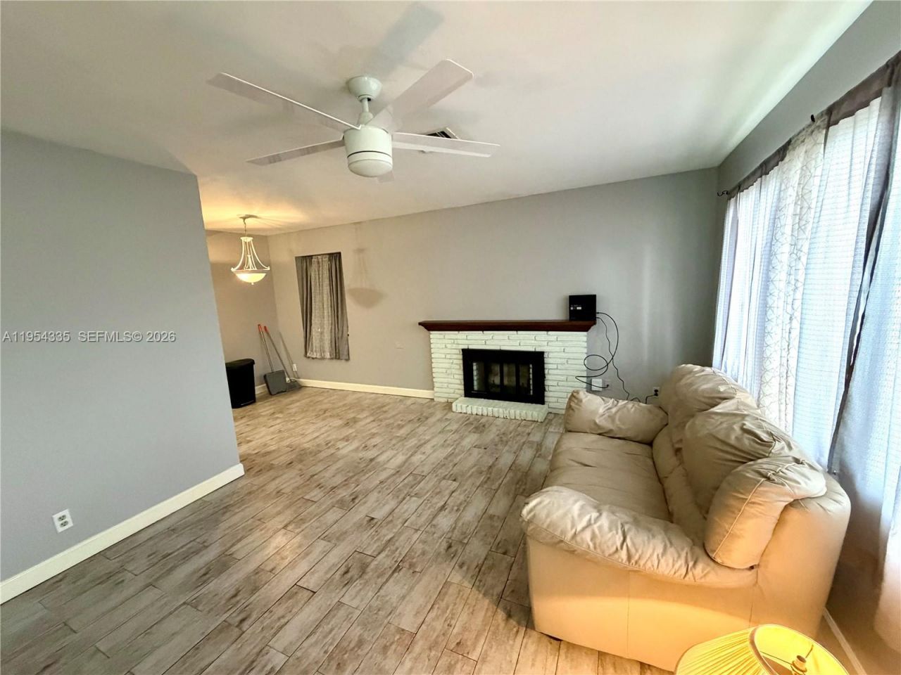 952 Churchill Rd, West Palm Beach, FL 33405 Photo