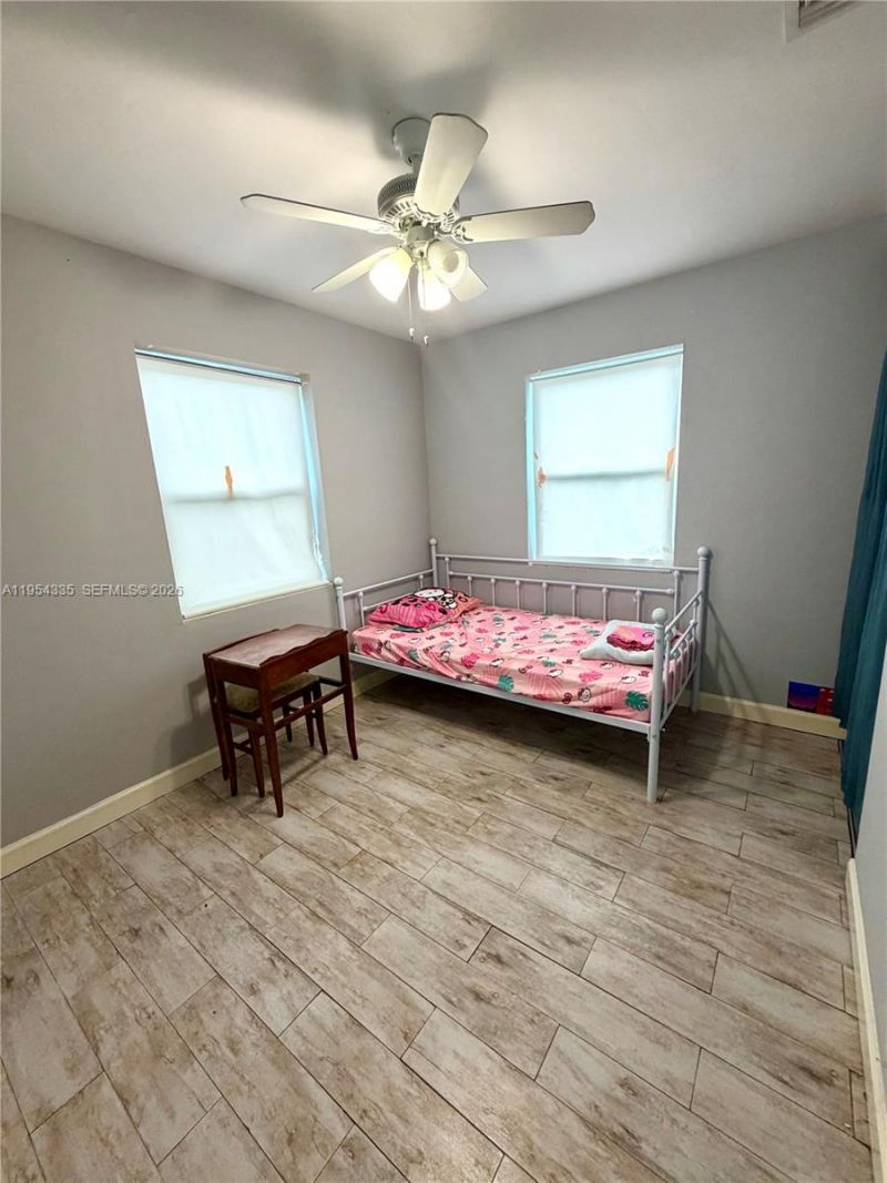 952 Churchill Rd, West Palm Beach, FL 33405 Photo