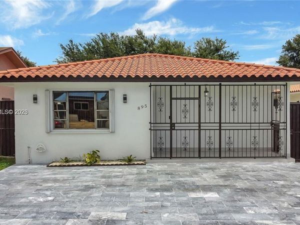 895 W 39th Pl, Unit 1, Hialeah, FL 33012