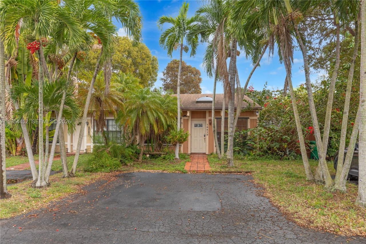 13412 SW 102nd Ln, Miami, FL 33186 Photo