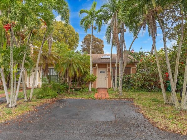 13412 SW 102nd Ln, Miami, FL 33186