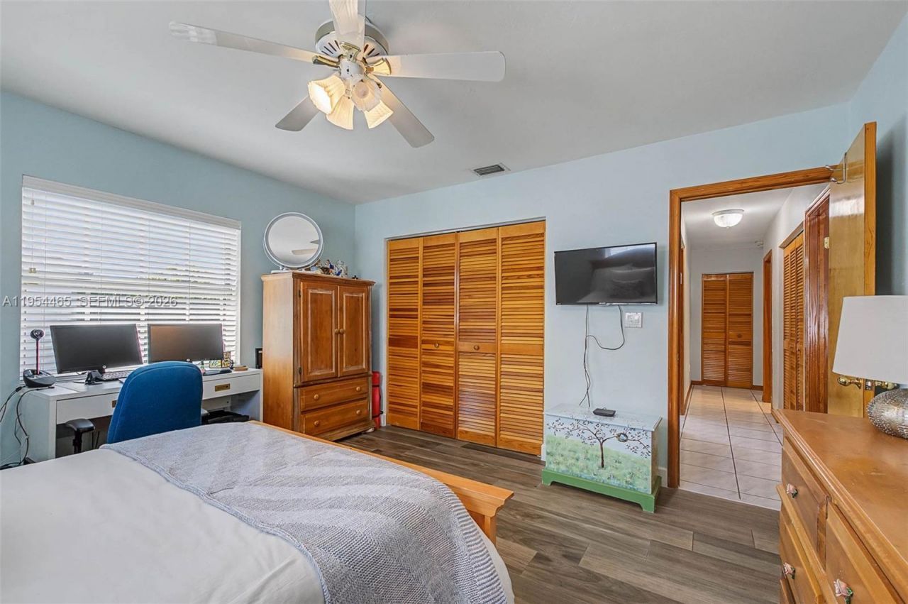 9412 SW 184th Ter, Cutler Bay, FL 33157 Photo