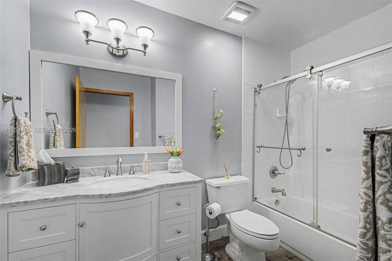 9412 SW 184th Ter, Cutler Bay, FL 33157 Photo