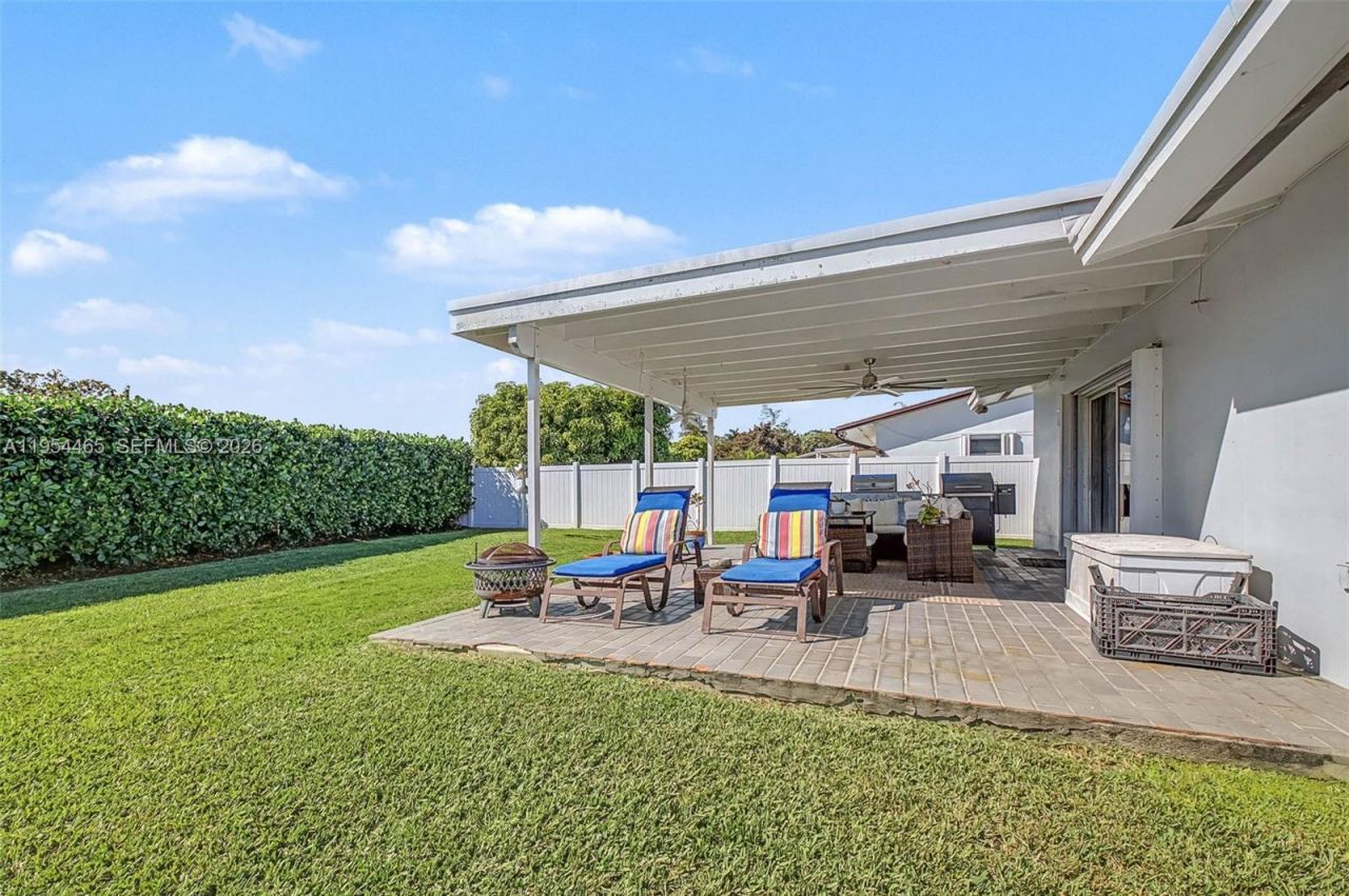 9412 SW 184th Ter, Cutler Bay, FL 33157 Photo