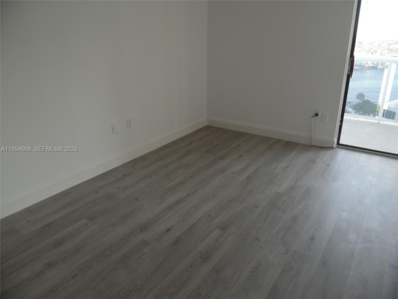 20505 E Country Club Dr, Unit 1135, Aventura, FL 33180 Photo