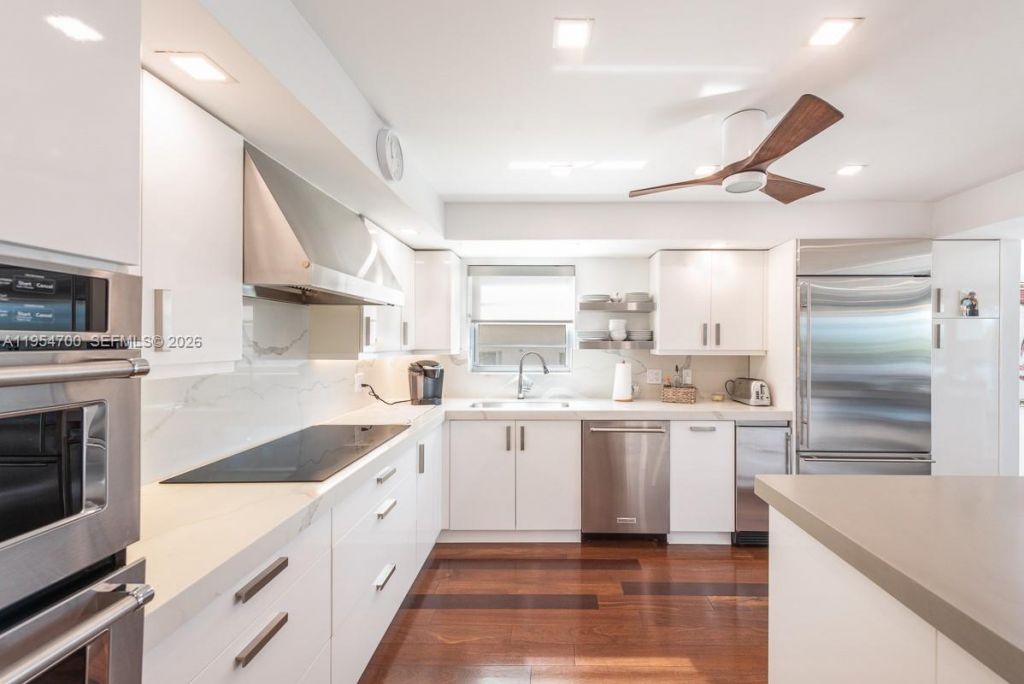 10180 W Bay Harbor Dr, Unit 4A, Bay Harbor Islands, FL 33154 Photo