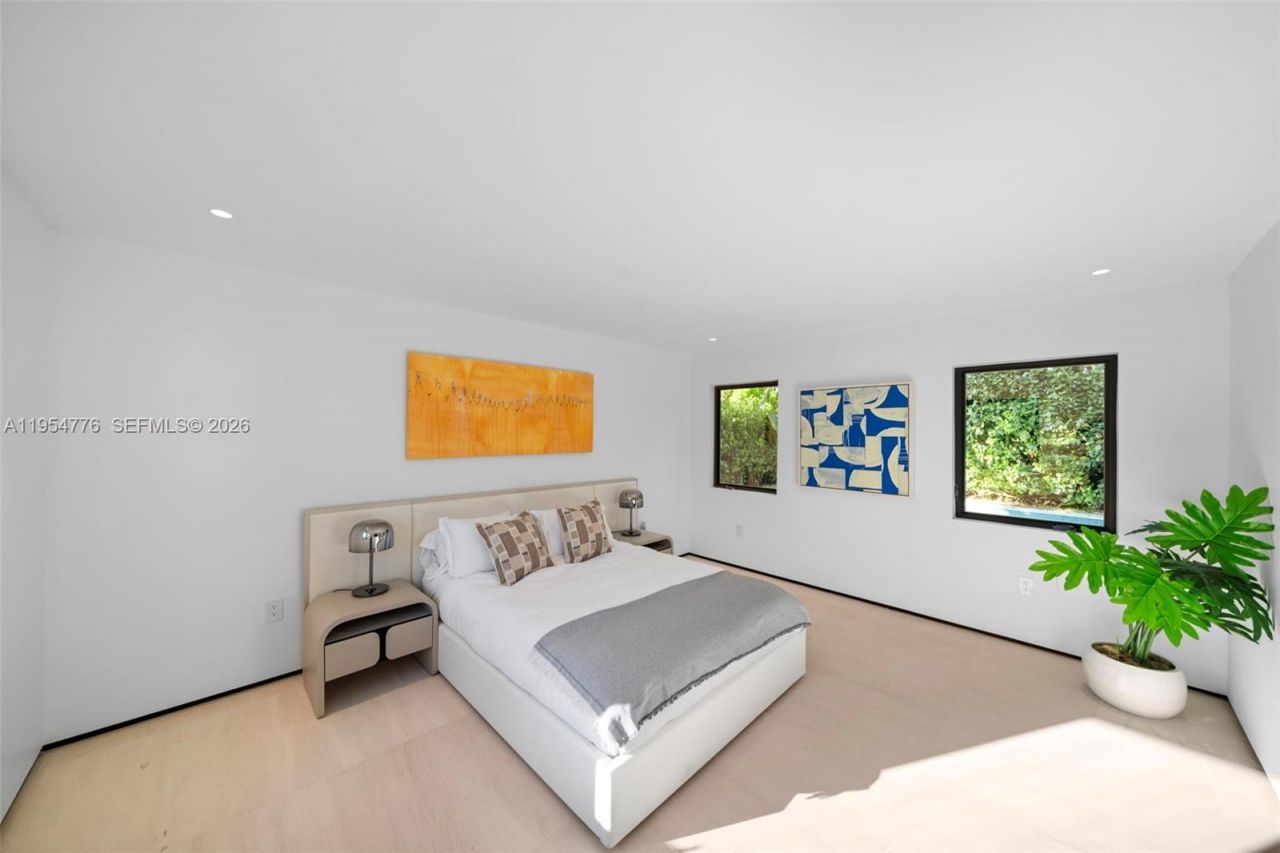 222 E Rivo Alto Dr , Miami Beach, FL 33139 Photo