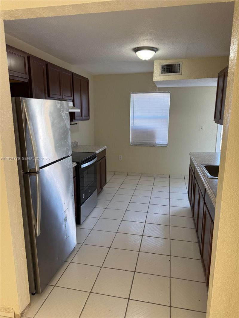 19313 NW 47th Ave , Unit 1, Miami Gardens, FL 33055 Photo