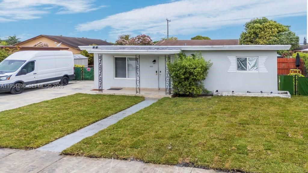 9435-9437 SW 39th St, Miami, FL 33165 Photo