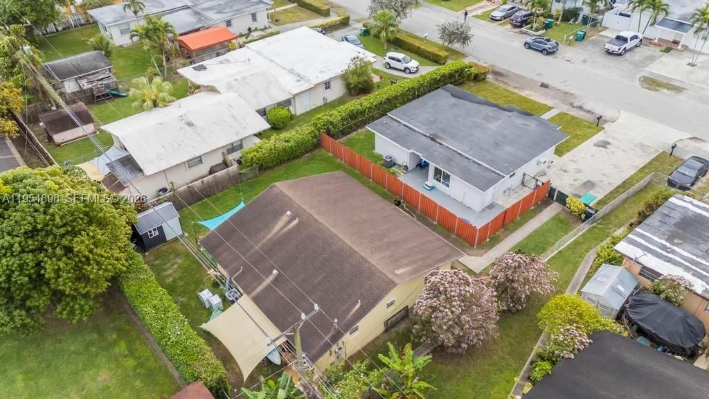 9435-9437 SW 39th St, Miami, FL 33165 Photo