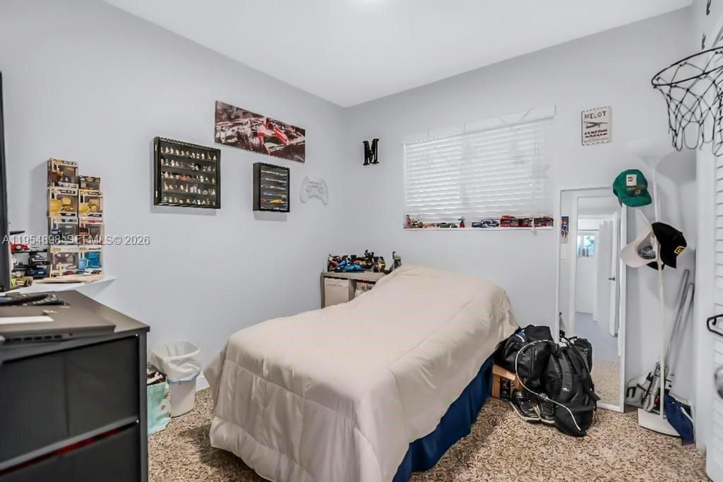 9435-9437 SW 39th St, Miami, FL 33165 Photo