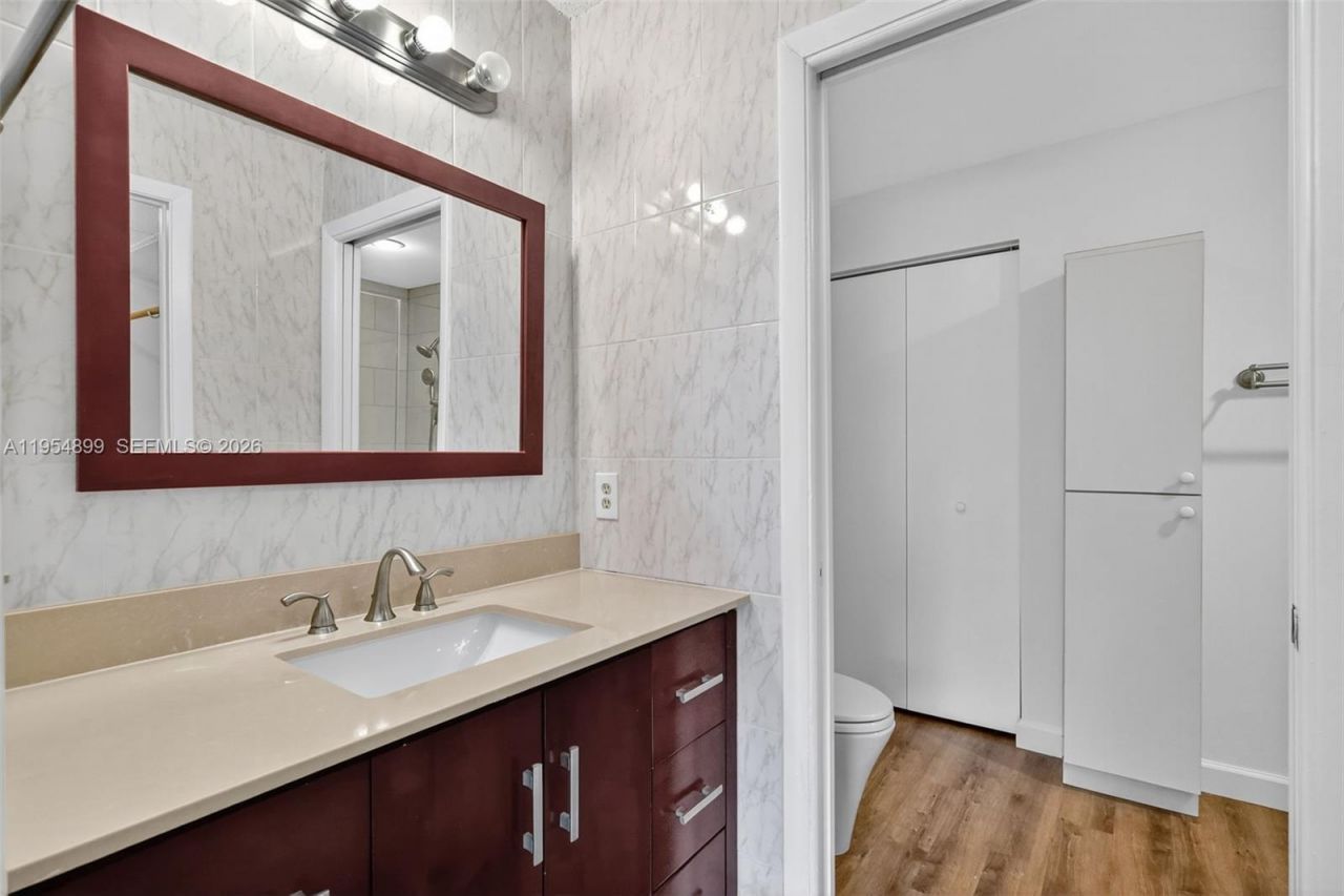 13702 SW 101st Ter, Miami, FL 33186 Photo