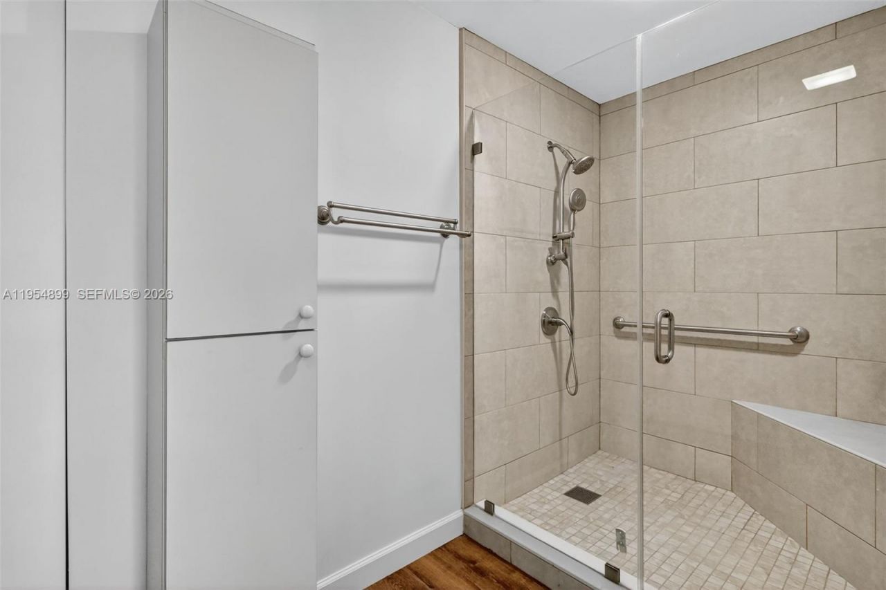 13702 SW 101st Ter, Miami, FL 33186 Photo