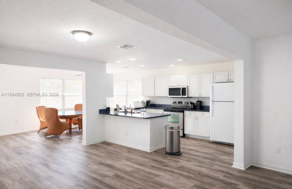 506 Corinne Dr, Lehigh Acres, FL 33936 Photo