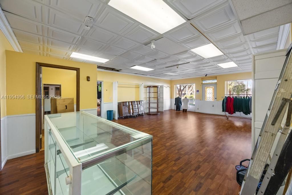 4066 W Broward Blvd , Plantation, FL 33317 Photo