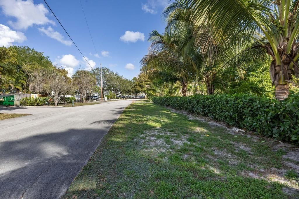 4066 W Broward Blvd , Plantation, FL 33317 Photo