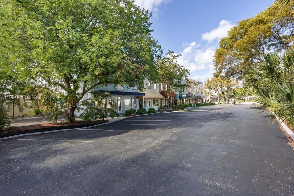 4066 W Broward Blvd , Plantation, FL 33317 Photo