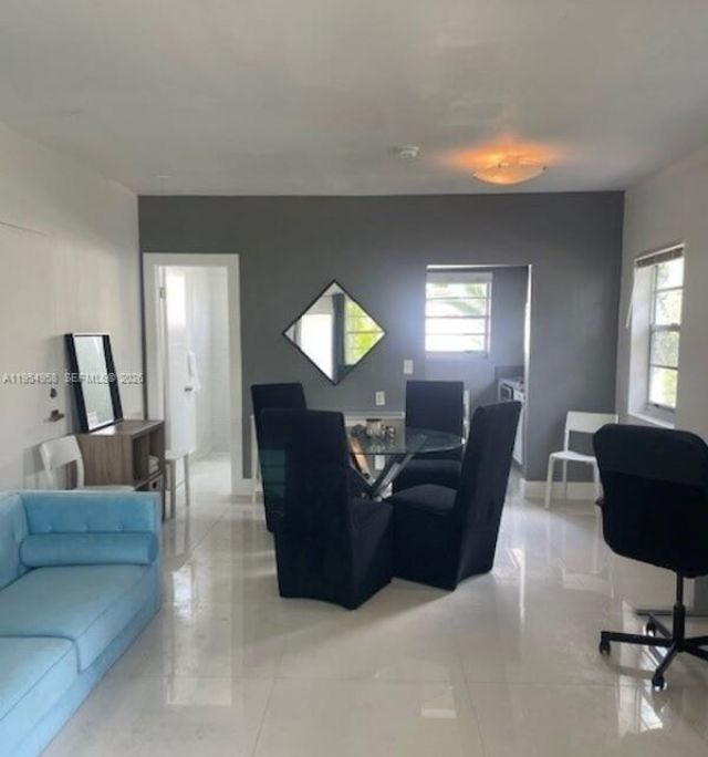 1604 Drexel Ave, Unit 201, Miami Beach, FL 33139 Photo
