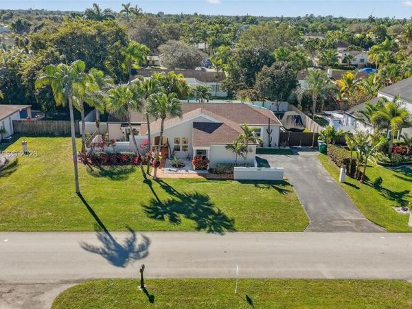 15280 SW 153rd St, Miami, FL 33187