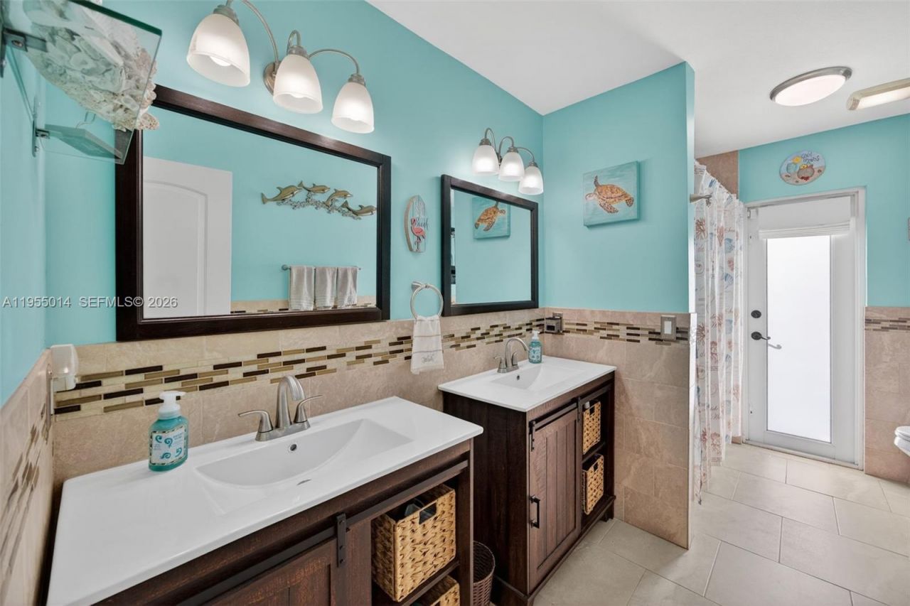 15280 SW 153rd St, Miami, FL 33187 Photo