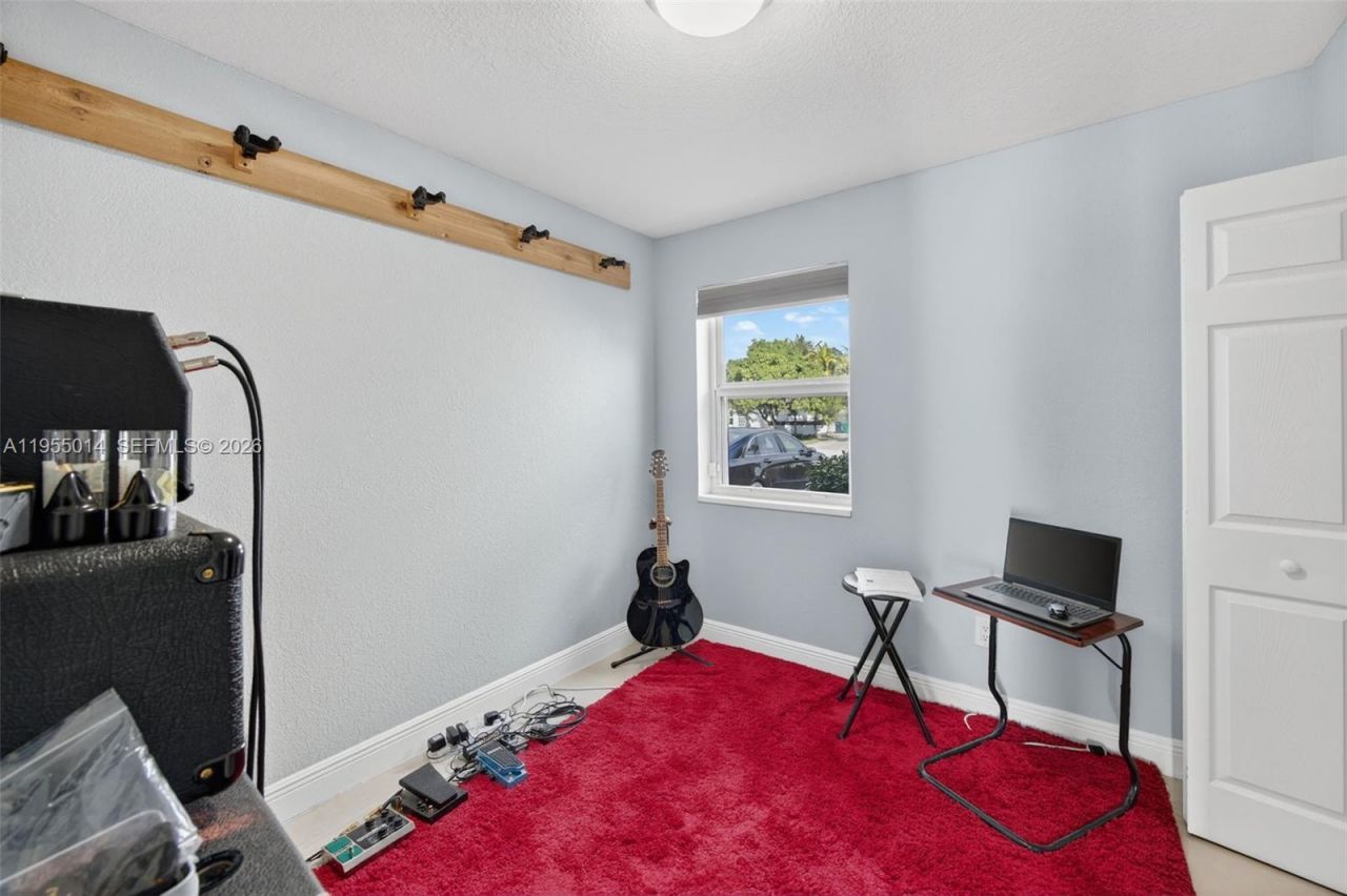 15280 SW 153rd St, Miami, FL 33187 Photo