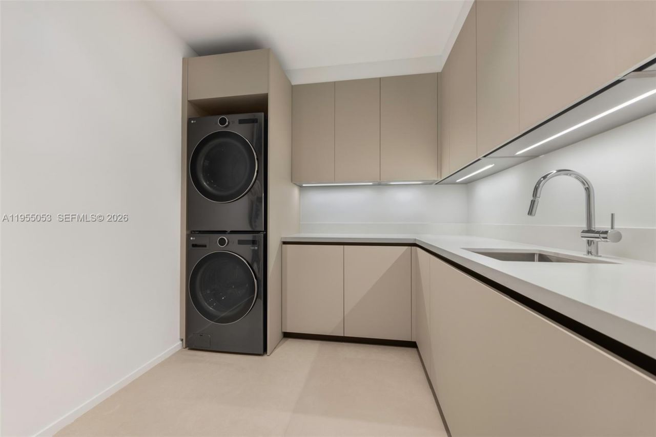 30 Samana Dr , Coconut Grove, FL 33133 Photo