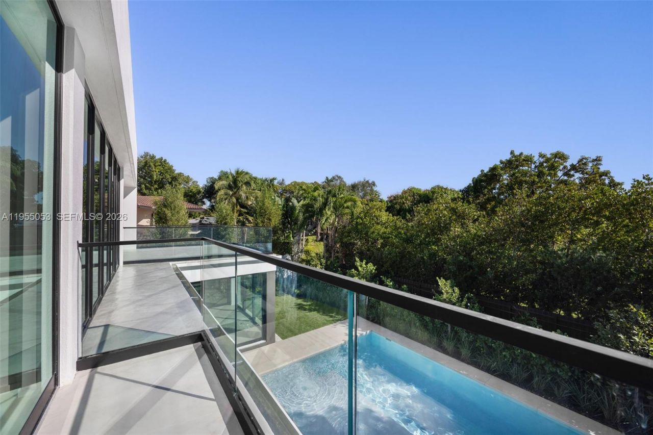 30 Samana Dr, Coconut Grove, FL 33133 Photo