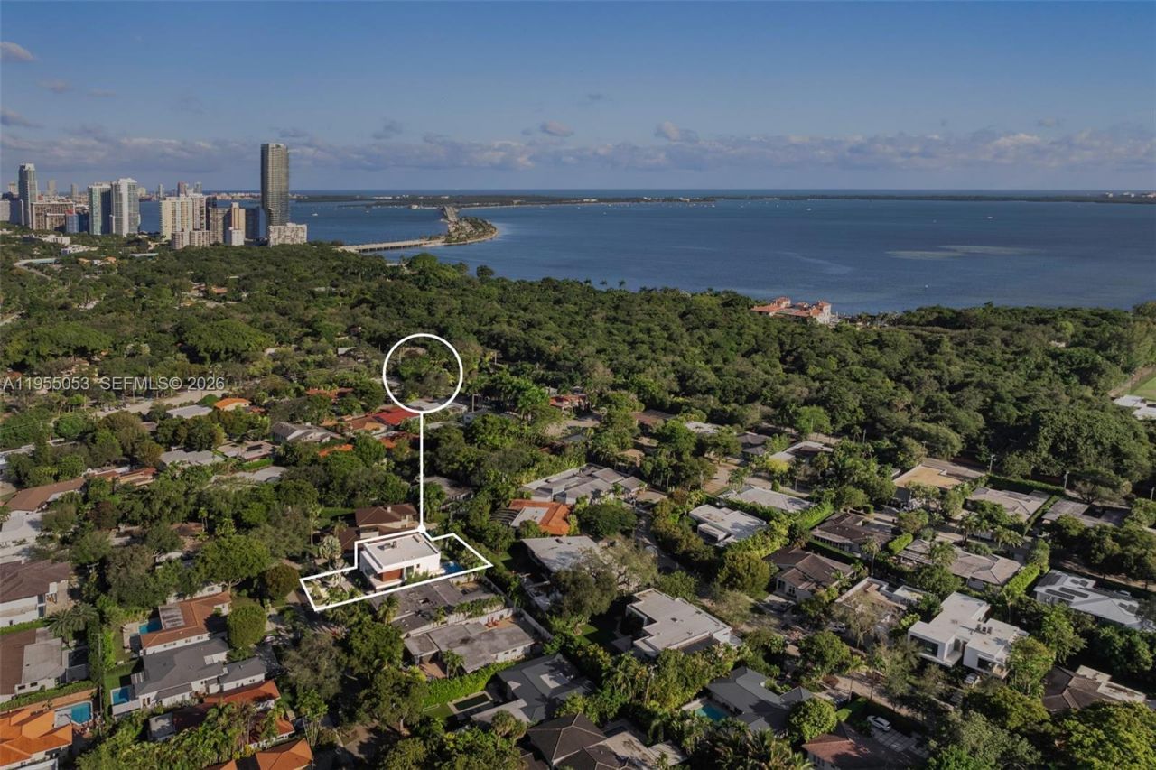 30 Samana Dr, Coconut Grove, FL 33133 Photo
