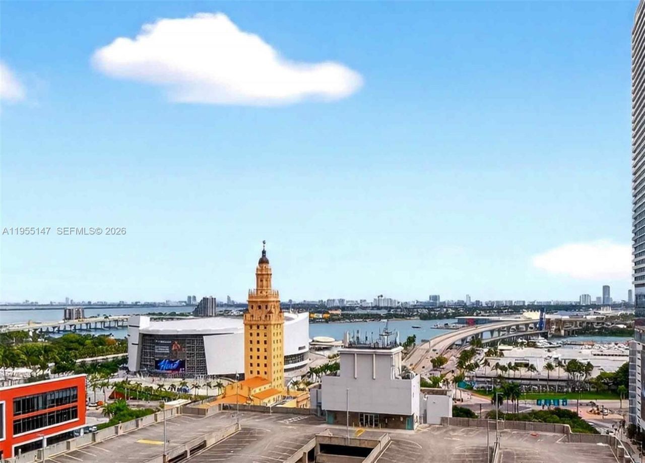 121 NE 5th Street, Unit 1913, Miami, FL 33132 Photo