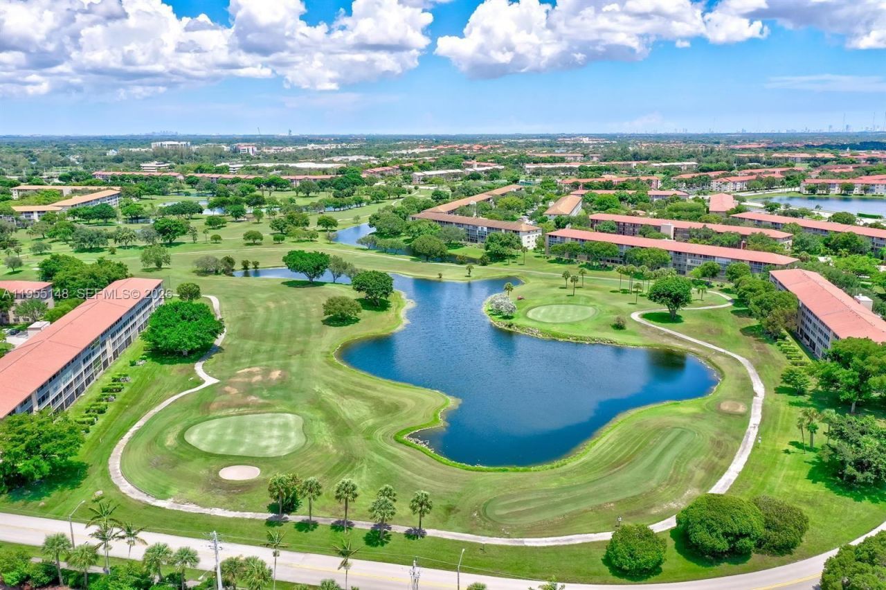 200 SW 132nd Way, Unit 109L, Pembroke Pines, FL 33027 Photo