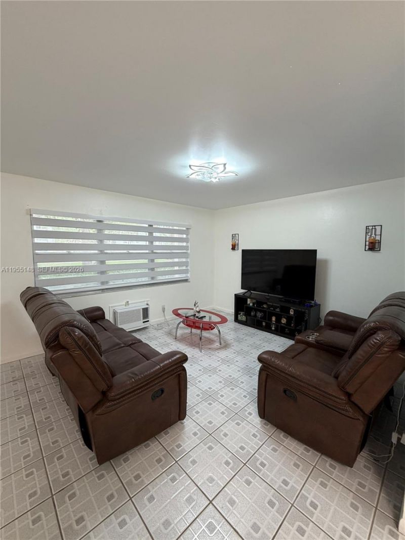 200 SW 132nd Way, Unit 109L, Pembroke Pines, FL 33027 Photo