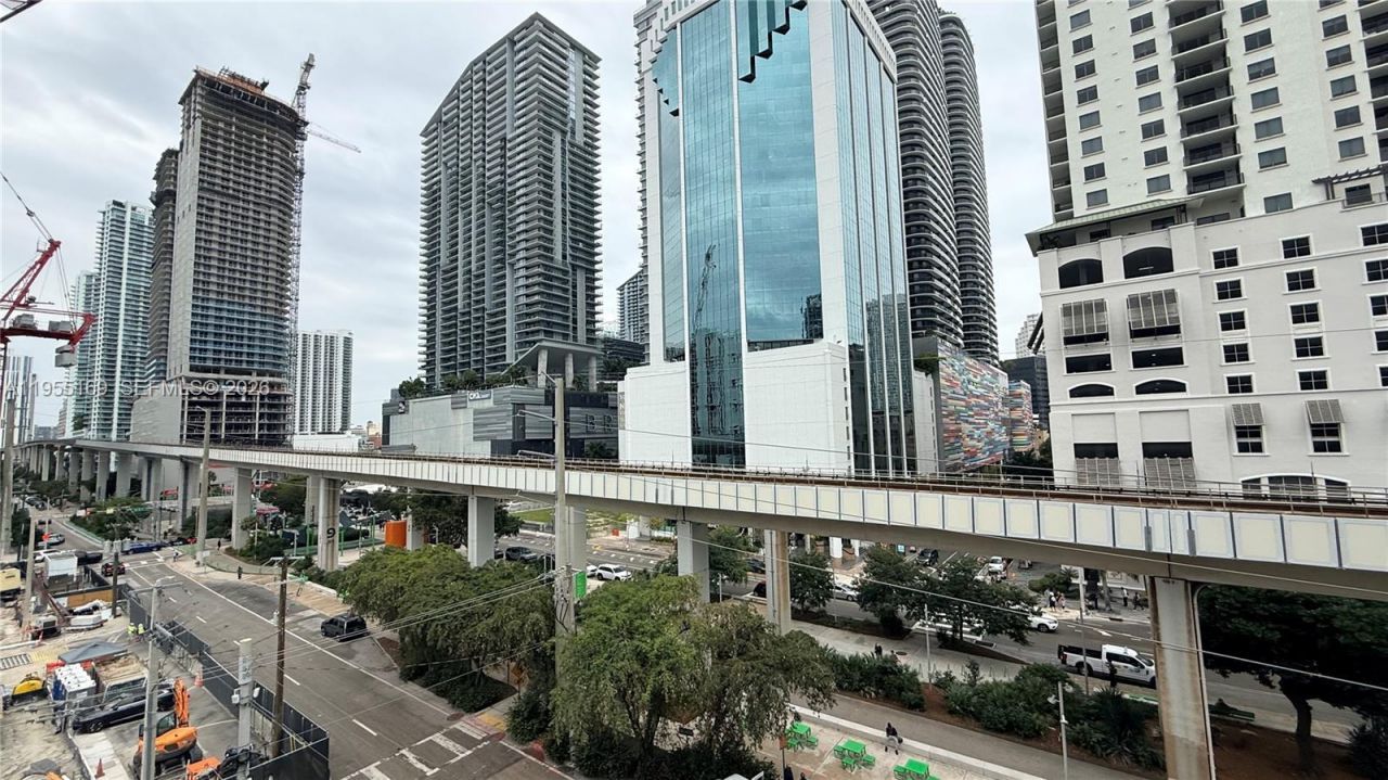 104 SW 9th St, Unit 601, Miami, FL 33130 Photo