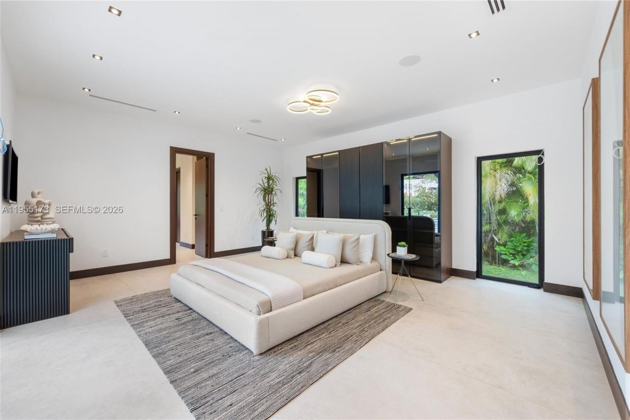 11600 SW 77th Ave, Pinecrest, FL 33156 Photo