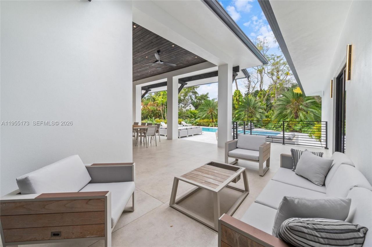 11600 SW 77th Ave, Pinecrest, FL 33156 Photo