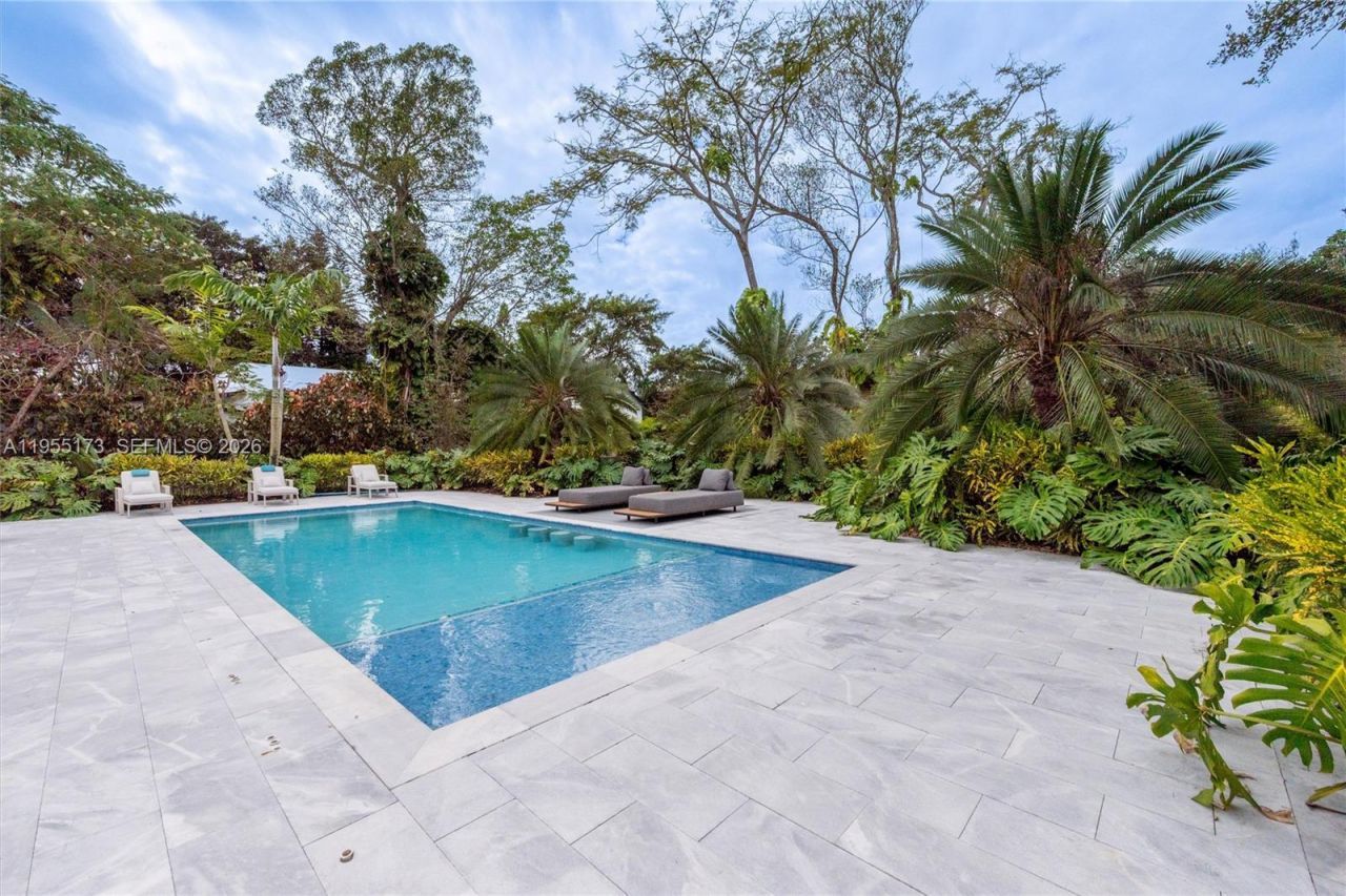 11600 SW 77th Ave, Pinecrest, FL 33156 Photo