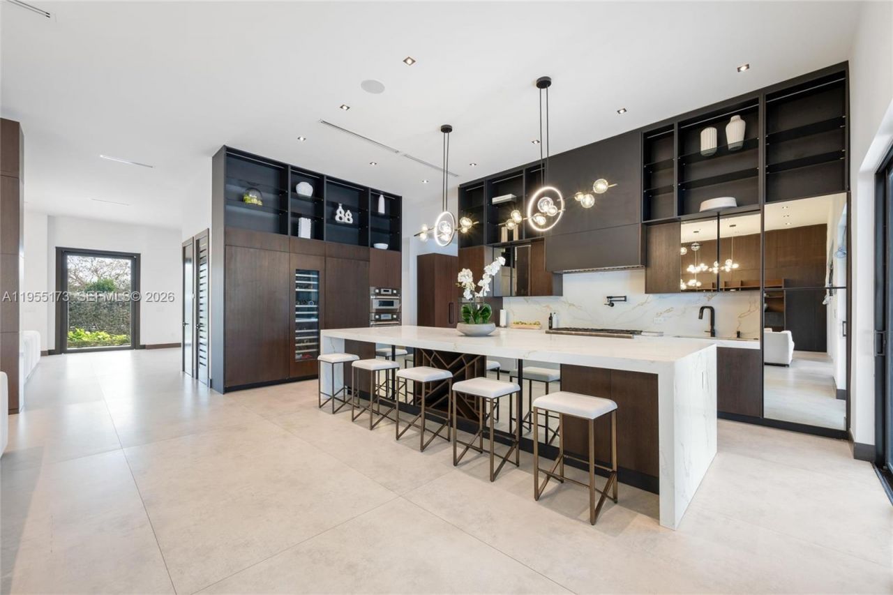 11600 SW 77th Ave, Pinecrest, FL 33156 Photo