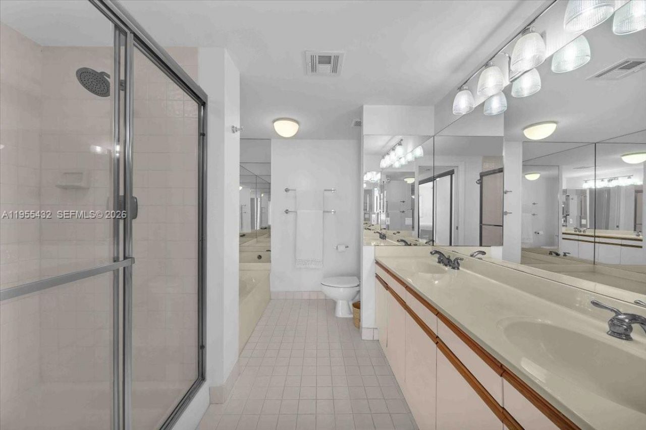 3610 Yacht Club Dr , Unit 1001, Aventura, FL 33180 Photo