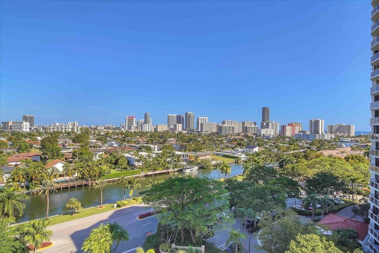 3610 Yacht Club Dr , Unit 1001, Aventura, FL 33180 Photo