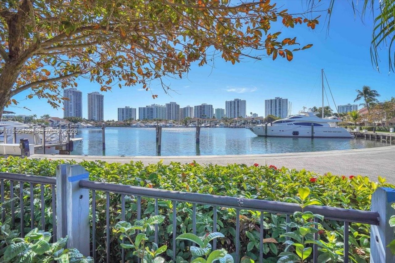 3610 Yacht Club Dr, Unit 1001, Aventura, FL 33180 Photo