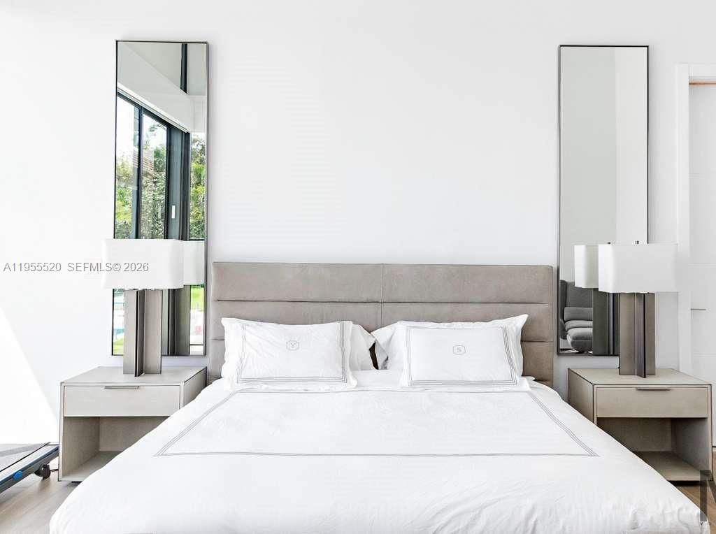 1830 NE 193rd St, Miami, FL 33179 Photo