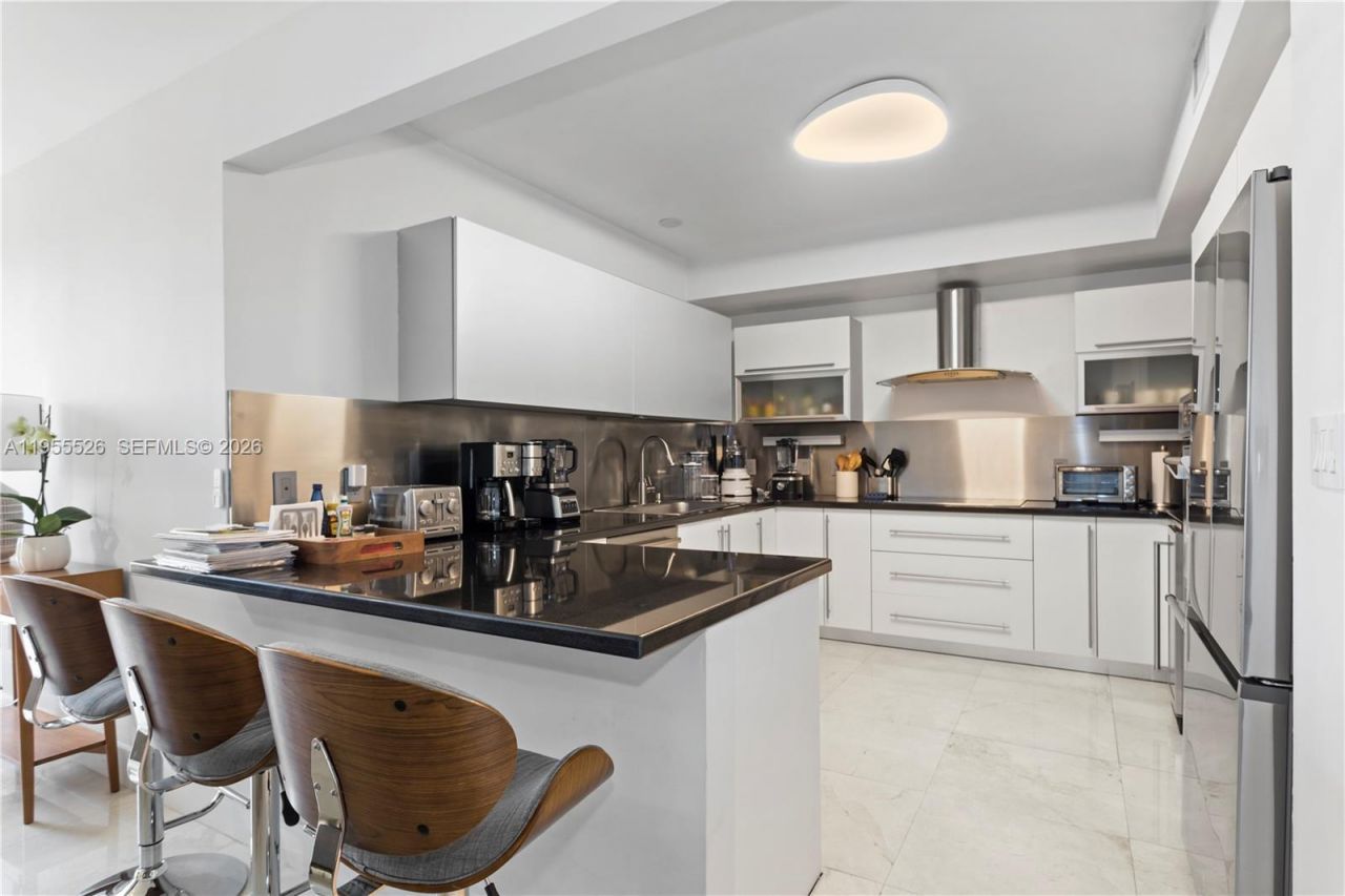 765 Crandon Blvd, Unit 506, Key Biscayne, FL 33149 Photo